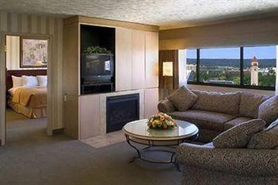 фото отеля Doubletree Hotel Spokane-City Center