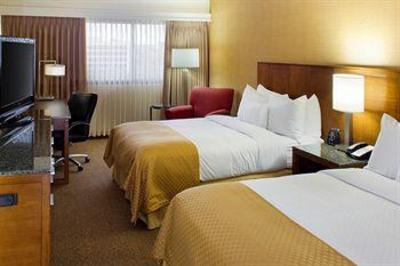фото отеля Doubletree Hotel Spokane-City Center