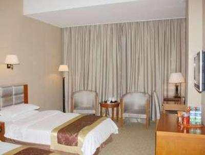фото отеля Zhumadian Shanhai Hotel