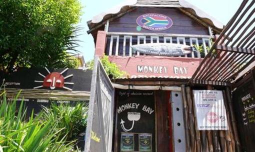 фото отеля Monkey Bay Backpackers