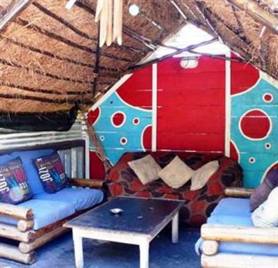 фото отеля Monkey Bay Backpackers