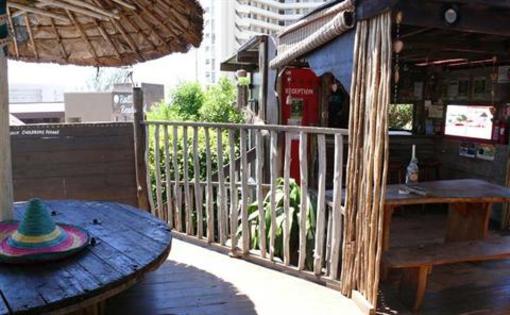 фото отеля Monkey Bay Backpackers