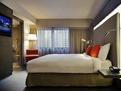 фото отеля Novotel New York Times Square