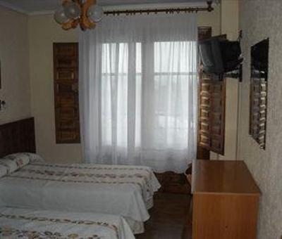 фото отеля Hostal Paratene