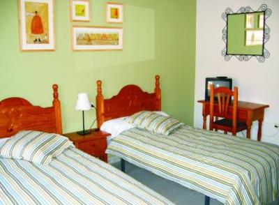 фото отеля Hostal las Rocas