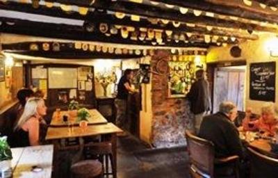 фото отеля The Royal Oak Inn Luxborough