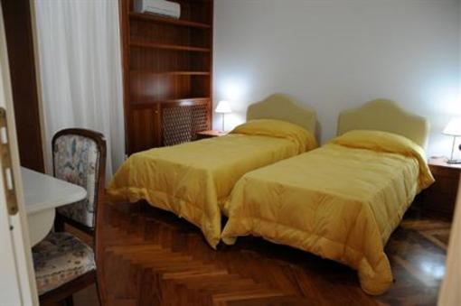фото отеля Villa Laura Cisterna di Latina
