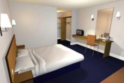 фото отеля Travelodge Porthmadog
