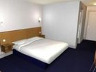 фото отеля Travelodge Porthmadog