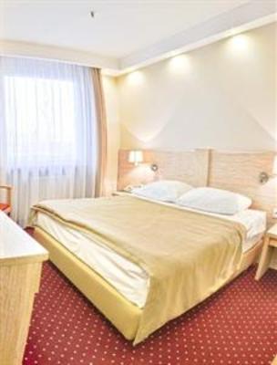 фото отеля Hotel 500 Strykow