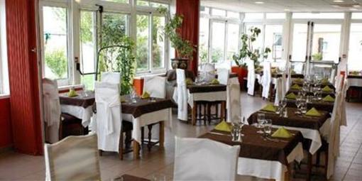 фото отеля Hotel Auberge Du Pastel