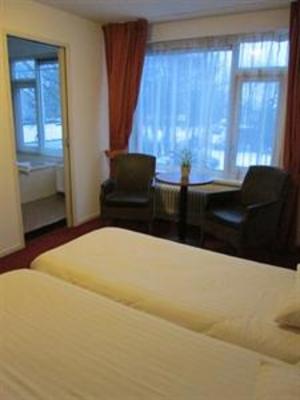 фото отеля Emjee Hotel