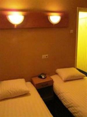 фото отеля Emjee Hotel