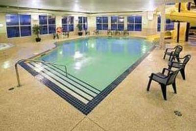 фото отеля Comfort Inn & Suites Red Deer