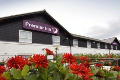 фото отеля Premier Inn Truro