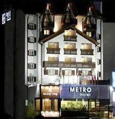 фото отеля Metro Tourist Hotel