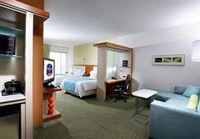 фото отеля SpringHill Suites Chicago Waukegan/Gurnee
