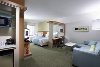 фото отеля SpringHill Suites Chicago Waukegan/Gurnee