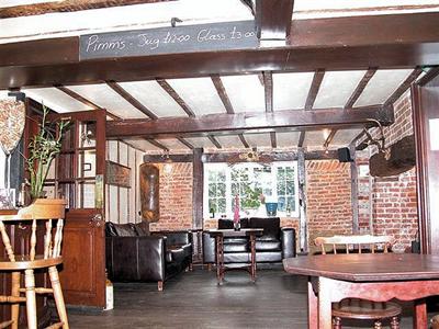 фото отеля The Tuns At Staple House Inn Canterbury