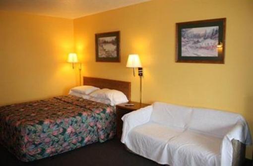 фото отеля Best Budget Inn Owatonna