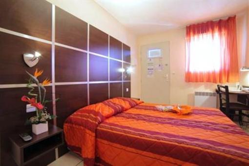 фото отеля Hotel Cote Sud La Bouilladisse