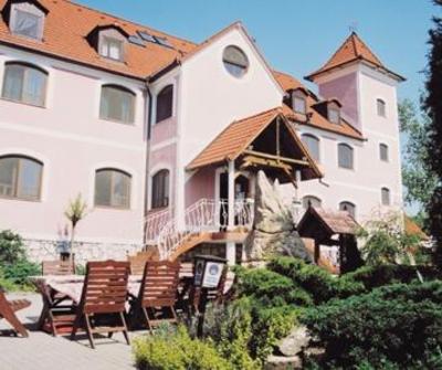 фото отеля Csikos Lovasudvar