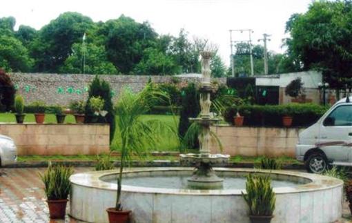 фото отеля Charans Club and Resorts