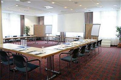 фото отеля Holiday Inn Frankfurt Airport Neu Isenburg