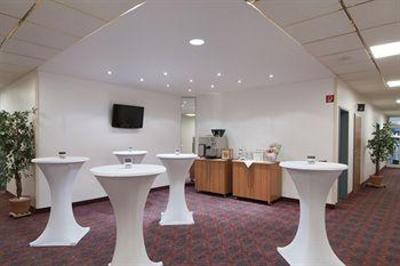 фото отеля Holiday Inn Frankfurt Airport Neu Isenburg