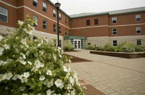 фото отеля St. Thomas University Summer Hotel