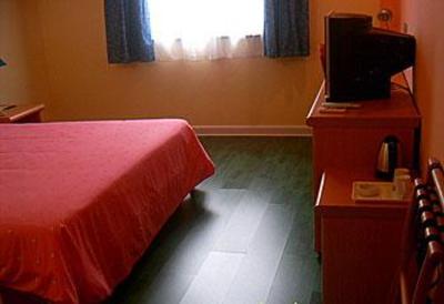 фото отеля Home Inn Zhenzhou Western Road
