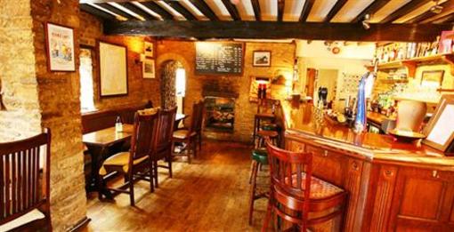 фото отеля The Lamb Village Inn Shipton-under-Wychwood