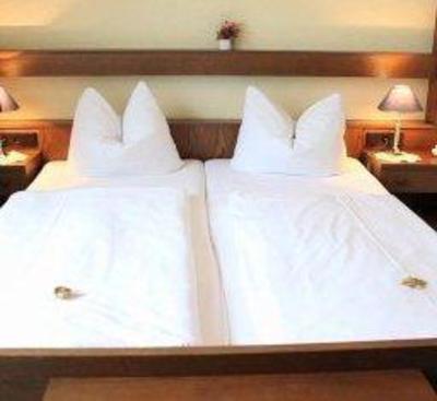 фото отеля Hotel Parkstadt