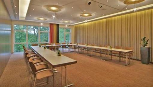 фото отеля Hotel Parkstadt