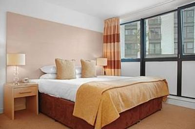 фото отеля Fountain Court Apartments EQ-2