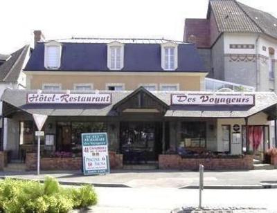 фото отеля Hotel Des Voyageurs Argentan