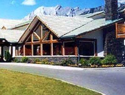фото отеля Canmore Rocky Mountain Inn