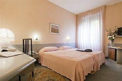 фото отеля Hotel Garda Milan