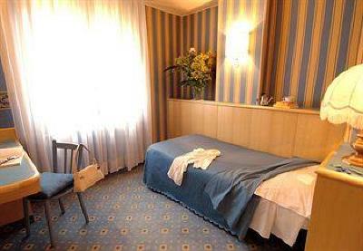 фото отеля Hotel Garda Milan