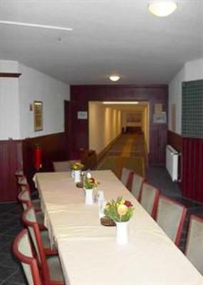 фото отеля Hotel Daun Castrop-Rauxel