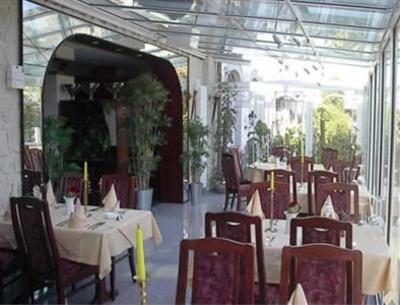 фото отеля Hotel Daun Castrop-Rauxel