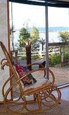 фото отеля Waters Edge Holiday Accommodation