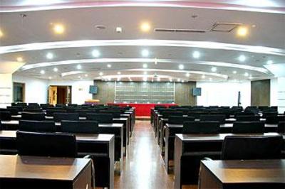 фото отеля Qingdao Huaneng Hotel