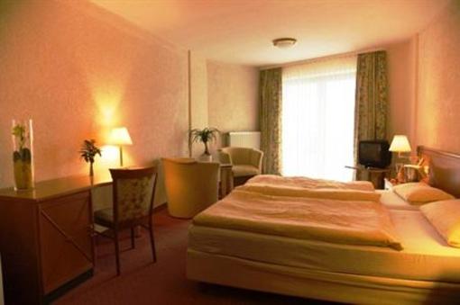 фото отеля Strandhotel Fernsicht Tönning