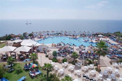 фото отеля Aparthotel Roc Las Rocas Santanyi