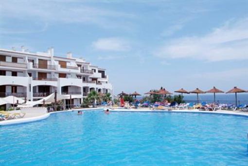 фото отеля Aparthotel Roc Las Rocas Santanyi