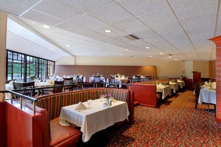 фото отеля Doubletree Hotel Columbia