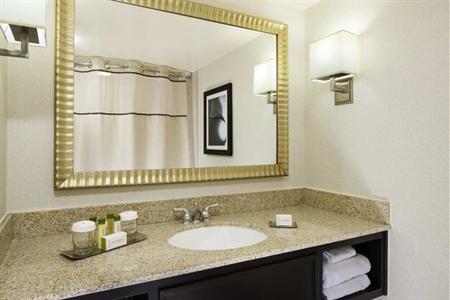 фото отеля Doubletree Hotel Columbia