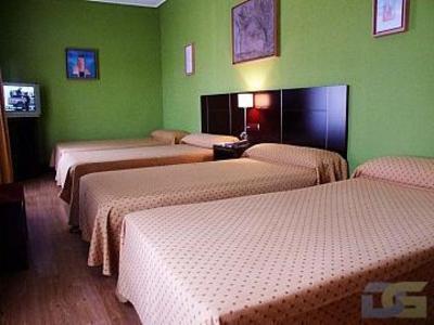 фото отеля Carlos V Hotel Granada