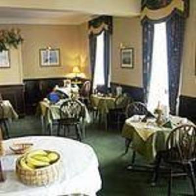 фото отеля White Hart Hotel Campbeltown